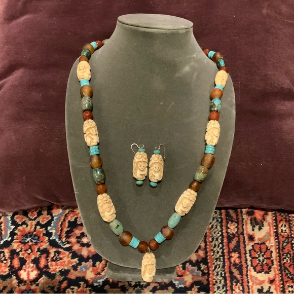 Arizona Turquoise Carved Bone Monkey African Glass...